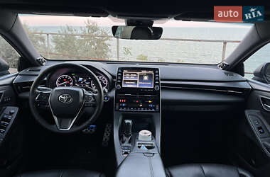 Седан Toyota Avalon 2019 в 