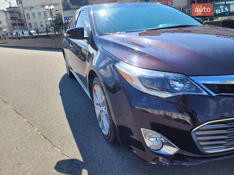 Седан Toyota Avalon 2014 в Харькове