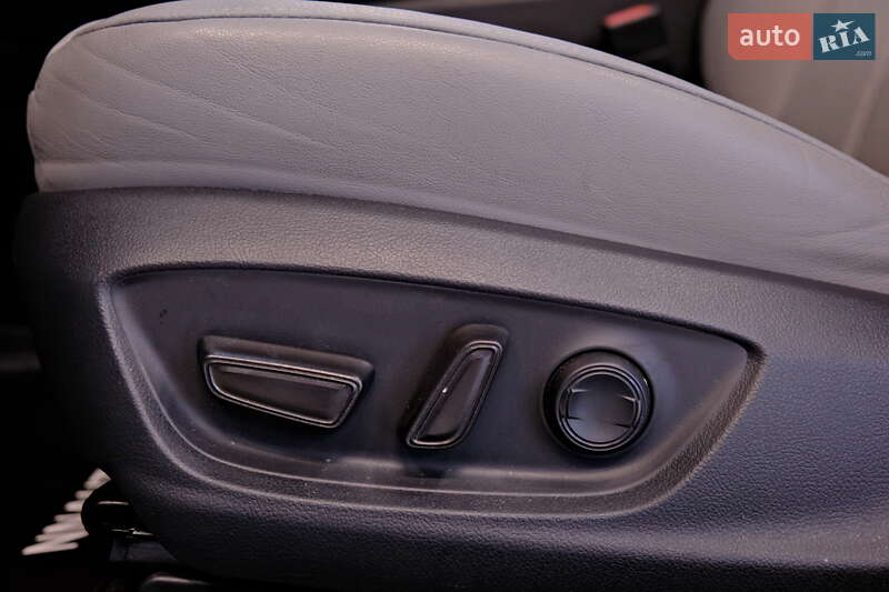 Седан Toyota Avalon 2019 в Одессе фото 42 Седан Toyota Avalon 2019 в Одессе