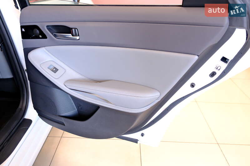 Седан Toyota Avalon 2019 в Одессе фото 47 Седан Toyota Avalon 2019 в Одессе