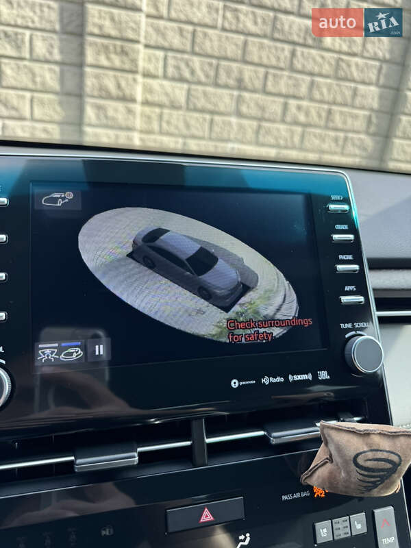 Седан Toyota Avalon 2019 в Черноморске