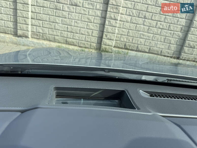 Седан Toyota Avalon 2019 в Черноморске