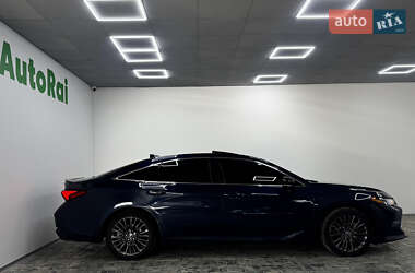 Седан Toyota Avalon 2018 в 