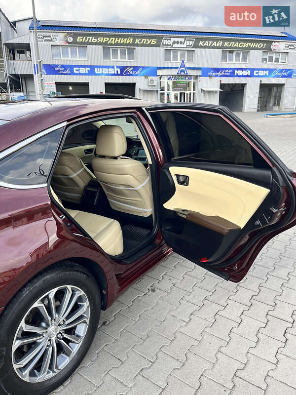 Седан Toyota Avalon 2015 в Хмельницком