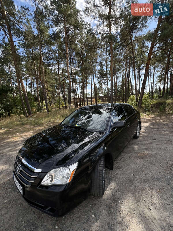 Седан Toyota Avalon 2007 в Киеве