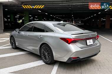 Седан Toyota Avalon 2018 в 