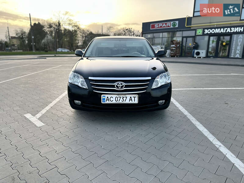Седан Toyota Avalon 2007 в Луцьку