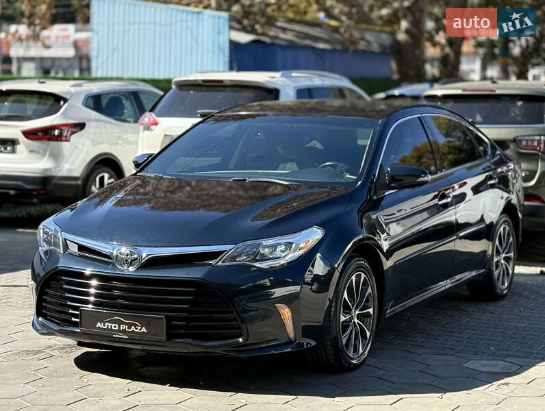 Седан Toyota Avalon 2016 в Одесі