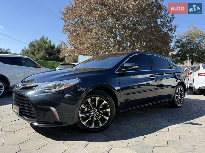 Седан Toyota Avalon 2016 в Одесі