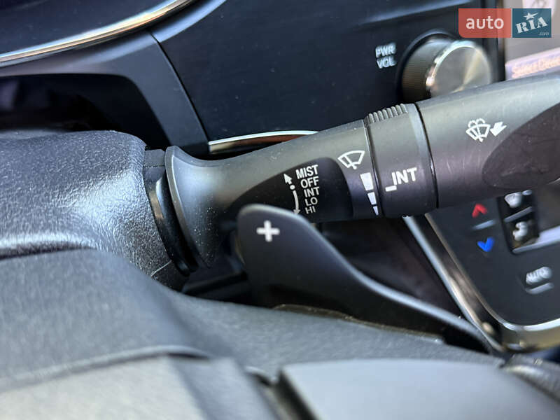 Седан Toyota Avalon 2016 в Одесі