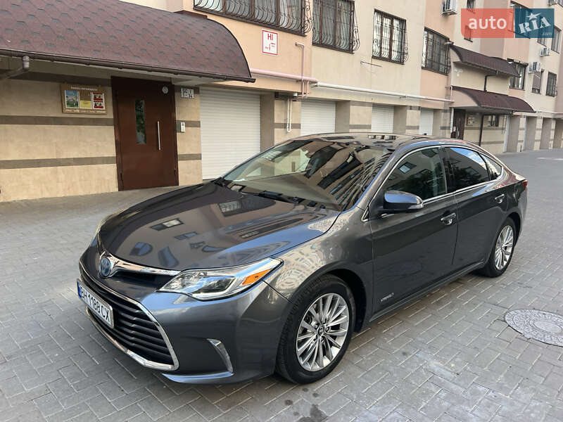 Седан Toyota Avalon 2017 в Одесі