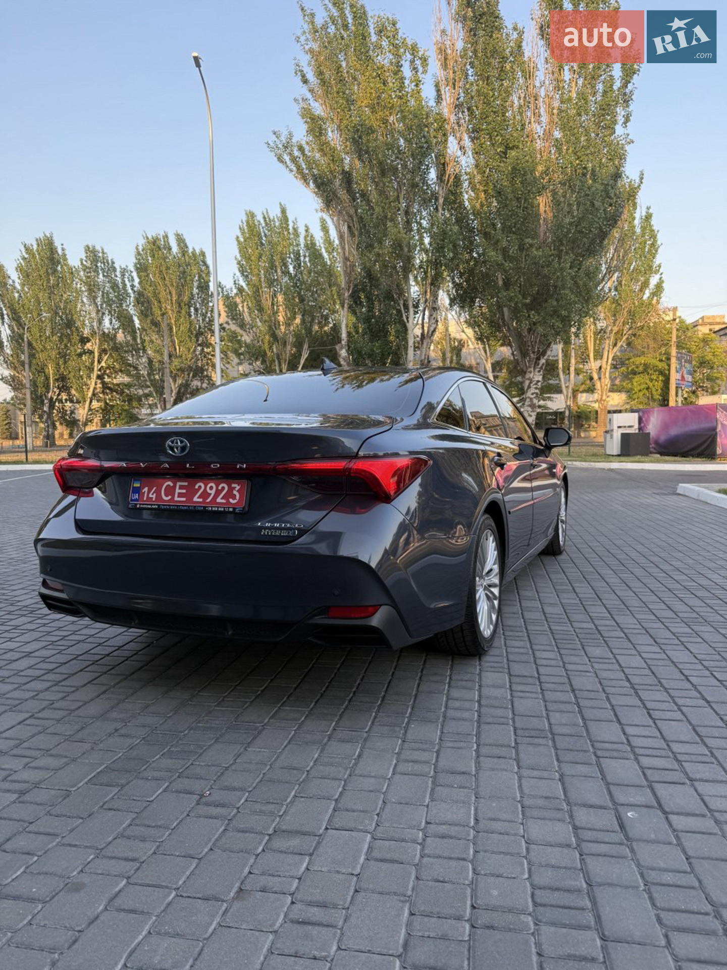 2020 Toyota Avalon - мініатюра 11