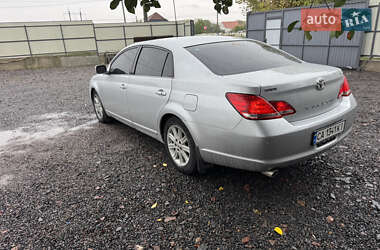 Седан Toyota Avalon 2006 в 