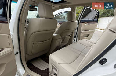 Седан Toyota Avalon 2011 в 