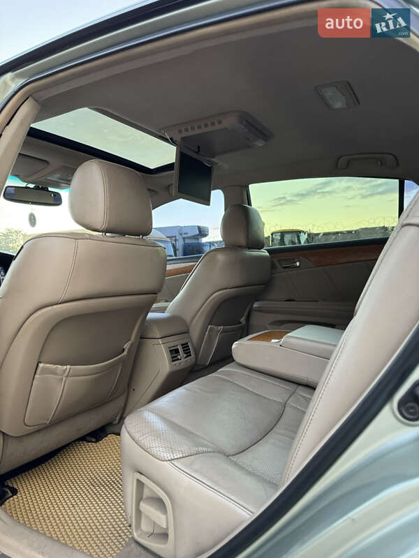 Седан Toyota Avalon 2006 в Одессе