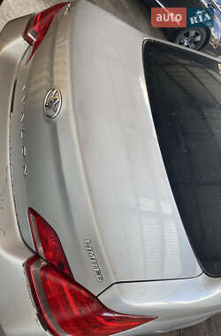 Седан Toyota Avalon 2006 в 