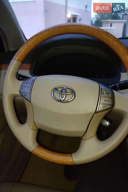 Седан Toyota Avalon 2006 в Одессе