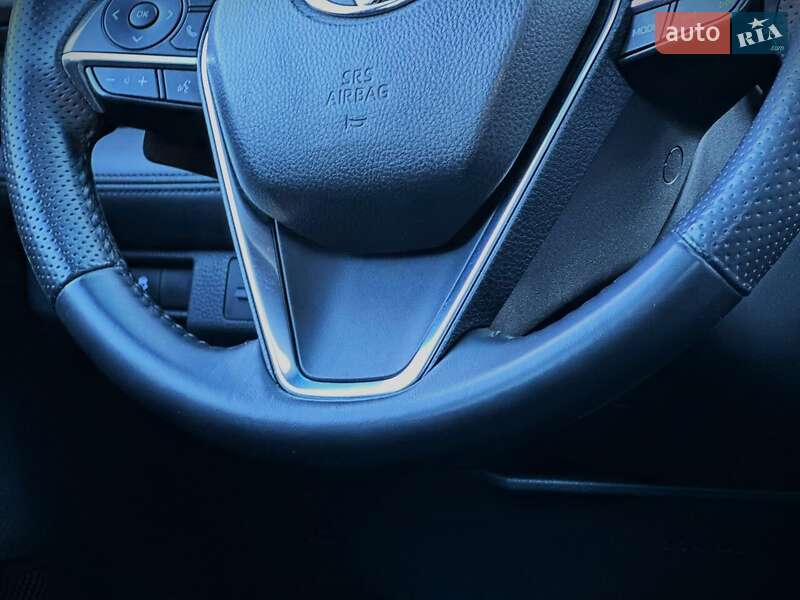 Седан Toyota Avalon 2018 в Киеве фото 47 Седан Toyota Avalon 2018 в Киеве