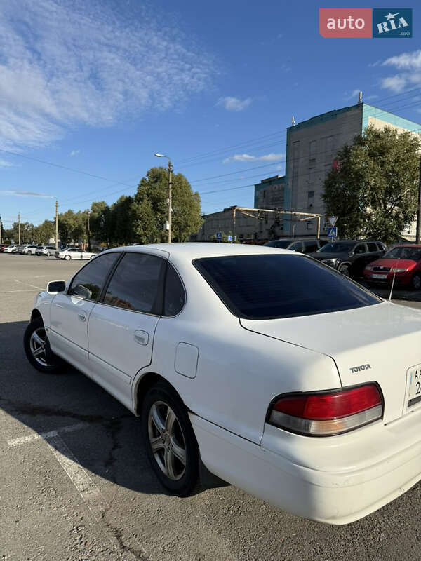 Седан Toyota Avalon 1996 в Киеве фото 4 Седан Toyota Avalon 1996 в Киеве