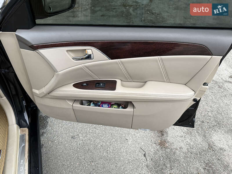 Седан Toyota Avalon 2008 в Борисполі