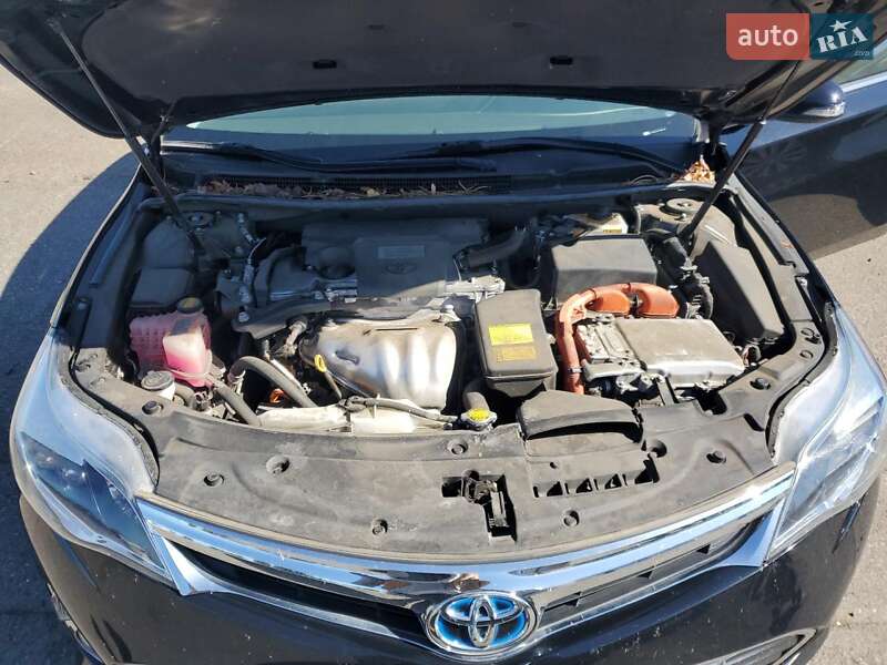 Седан Toyota Avalon 2014 в Львові