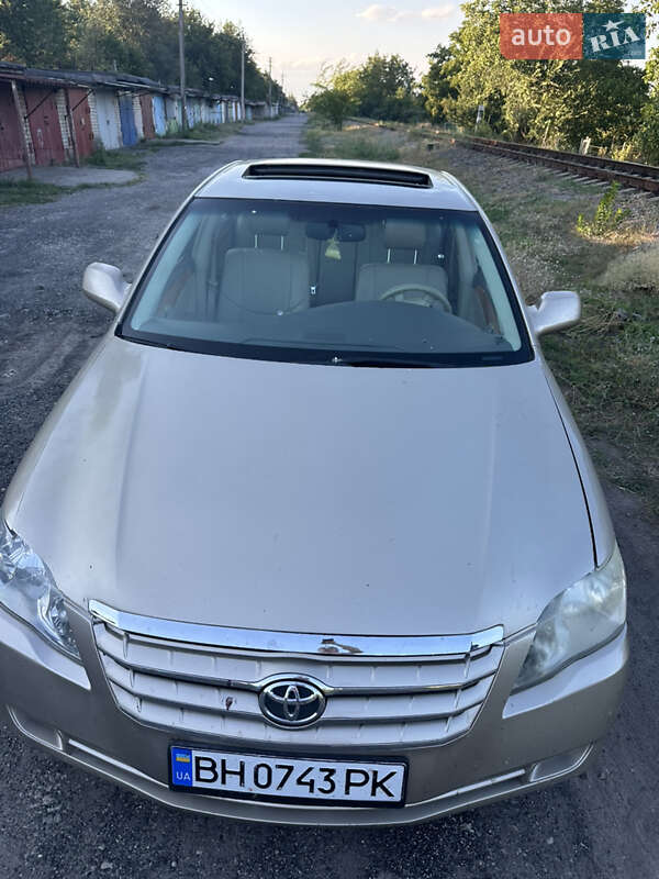 Седан Toyota Avalon 2007 в Харкові
