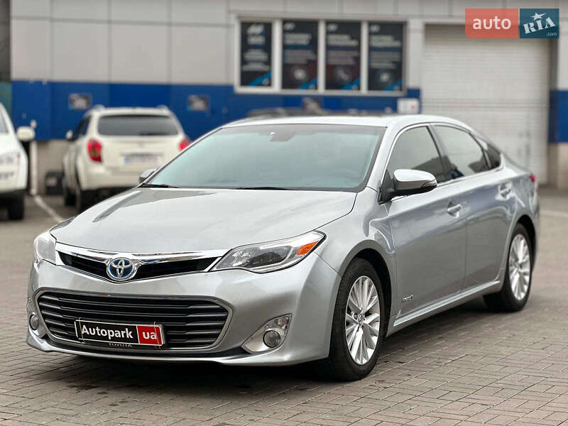Toyota Avalon 2015