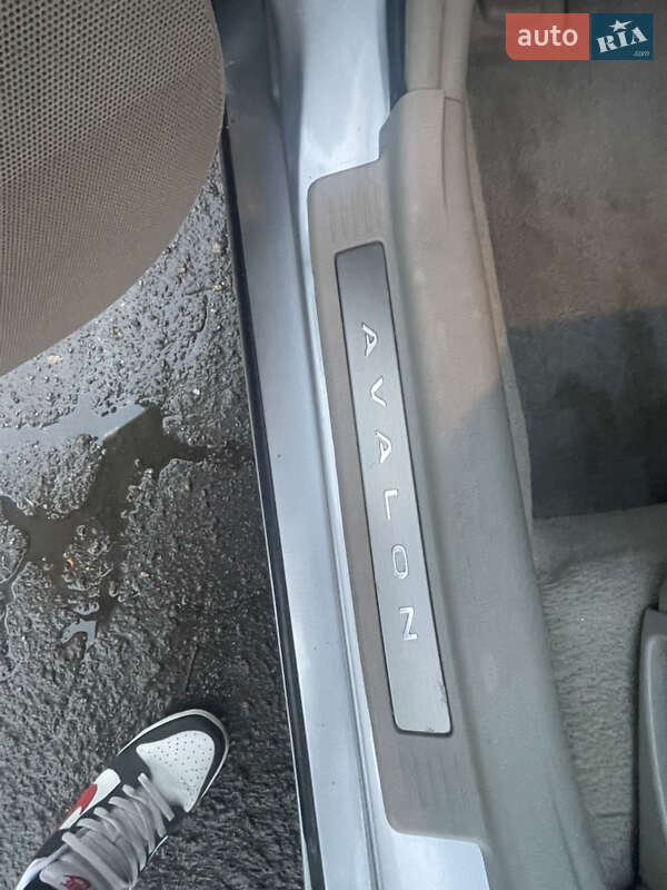 Седан Toyota Avalon 2006 в Одессе