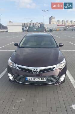 Седан Toyota Avalon 2014 в Одессе