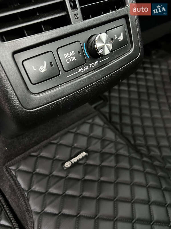 Седан Toyota Avalon 2015 в Житомире фото 19 Седан Toyota Avalon 2015 в Житомире