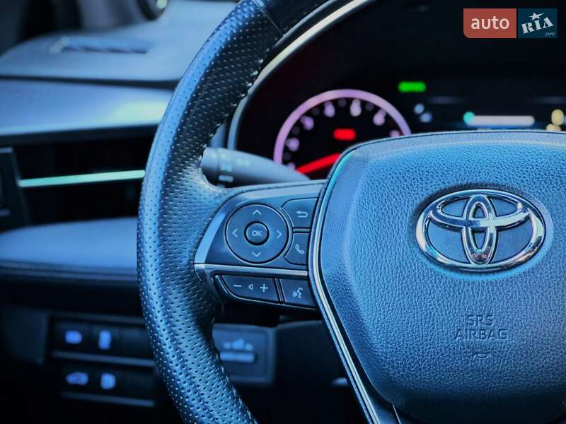 Седан Toyota Avalon 2018 в Києві фото 47 Седан Toyota Avalon 2018 в Києві