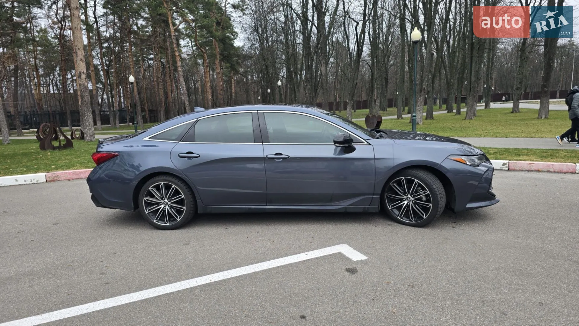 2019 Toyota Avalon - мініатюра 4