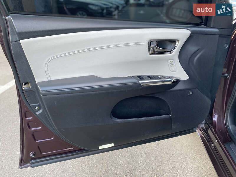 Седан Toyota Avalon 2016 в Києві фото 16 Седан Toyota Avalon 2016 в Києві