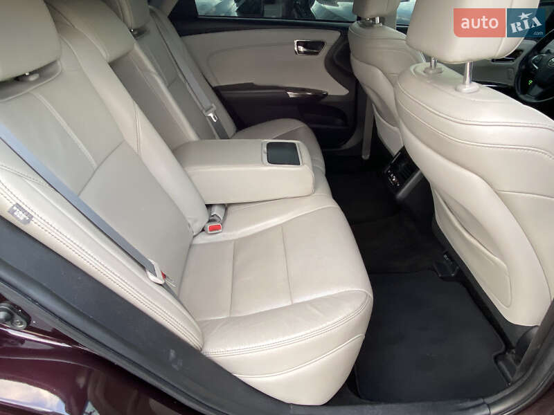 Седан Toyota Avalon 2016 в Києві фото 25 Седан Toyota Avalon 2016 в Києві