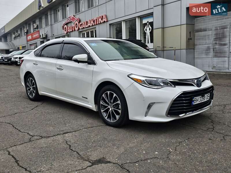 Седан Toyota Avalon 2017 в Одесі