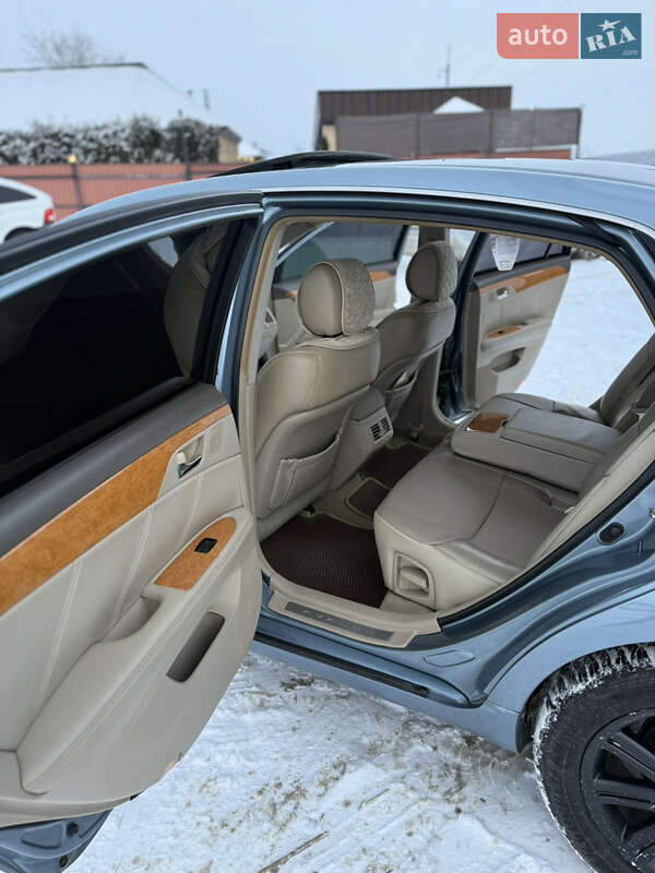 Седан Toyota Avalon 2005 в Кропивницком