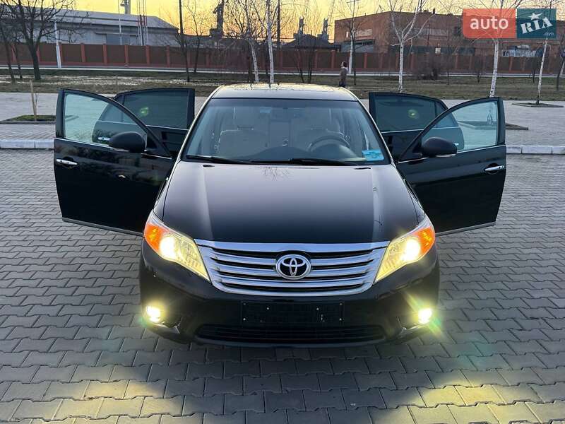 Седан Toyota Avalon 2011 в Измаиле фото Седан Toyota Avalon 2011 в Измаиле