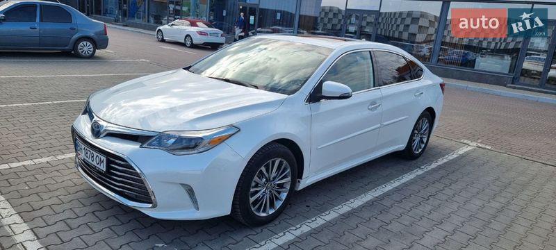 Toyota Avalon 2016
