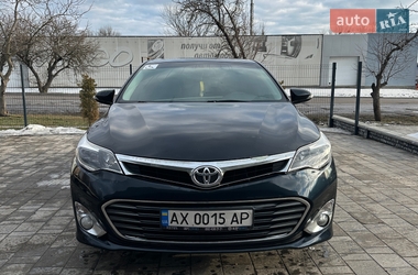 Седан Toyota Avalon 2015 в Харькове