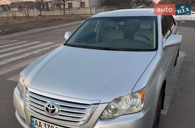 Седан Toyota Avalon 2008 в Киеве