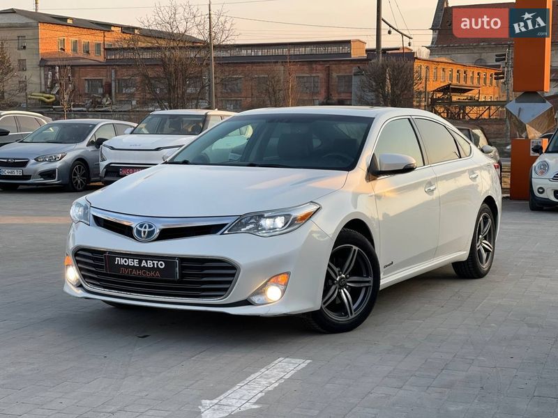 Toyota Avalon 2014