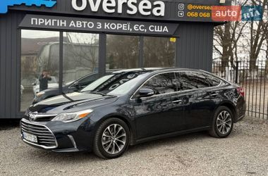 Седан Toyota Avalon 2018 в Хмельницком