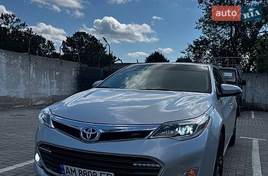 Седан Toyota Avalon 2014 в Житомирі