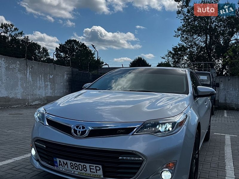 Toyota Avalon 2014