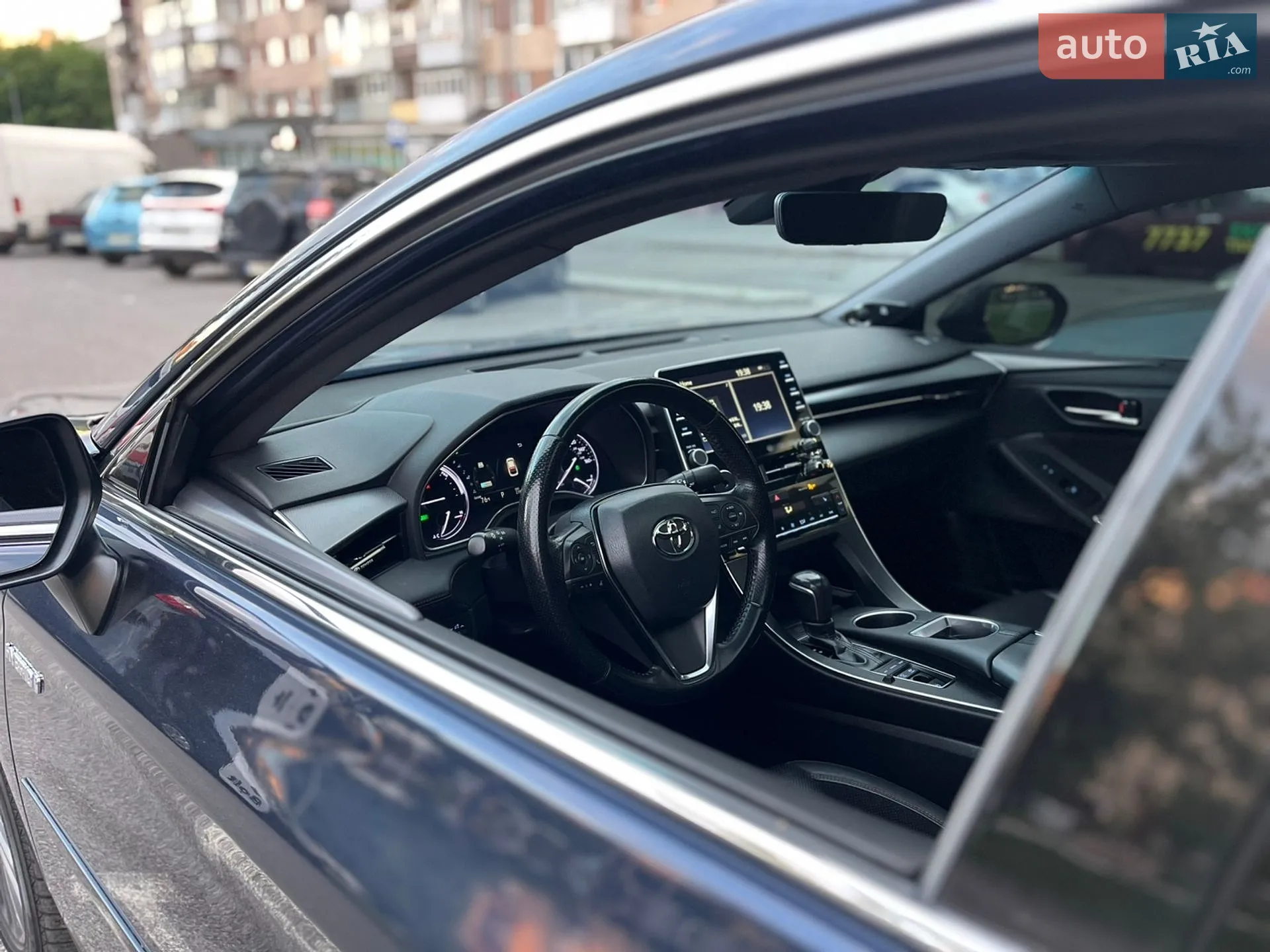 2018 Toyota Avalon - мініатюра 18