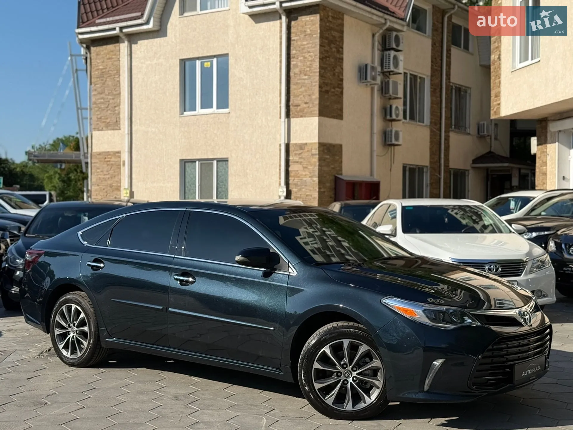 2016 Toyota Avalon - мініатюра 18
