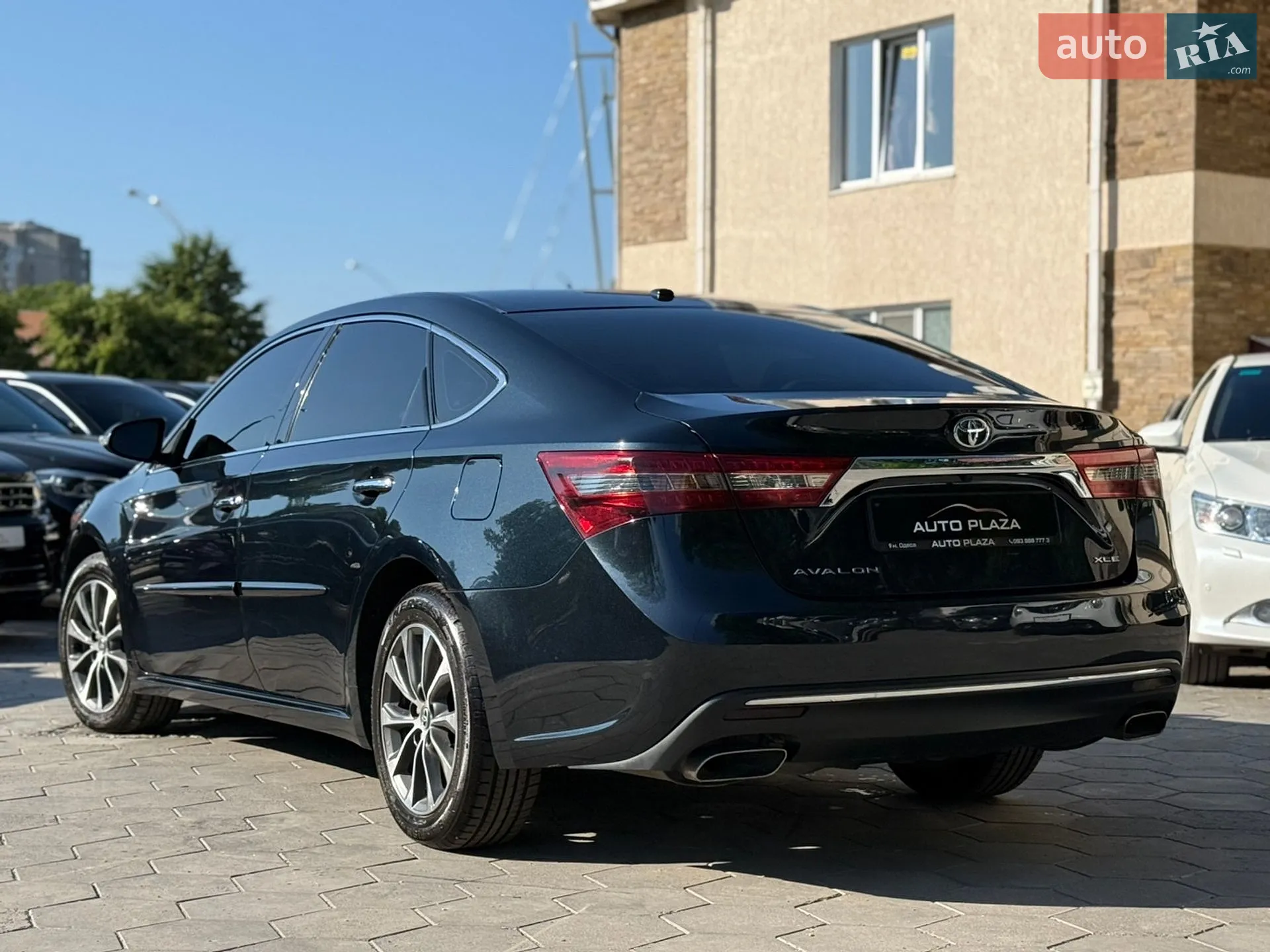 2016 Toyota Avalon - мініатюра 28
