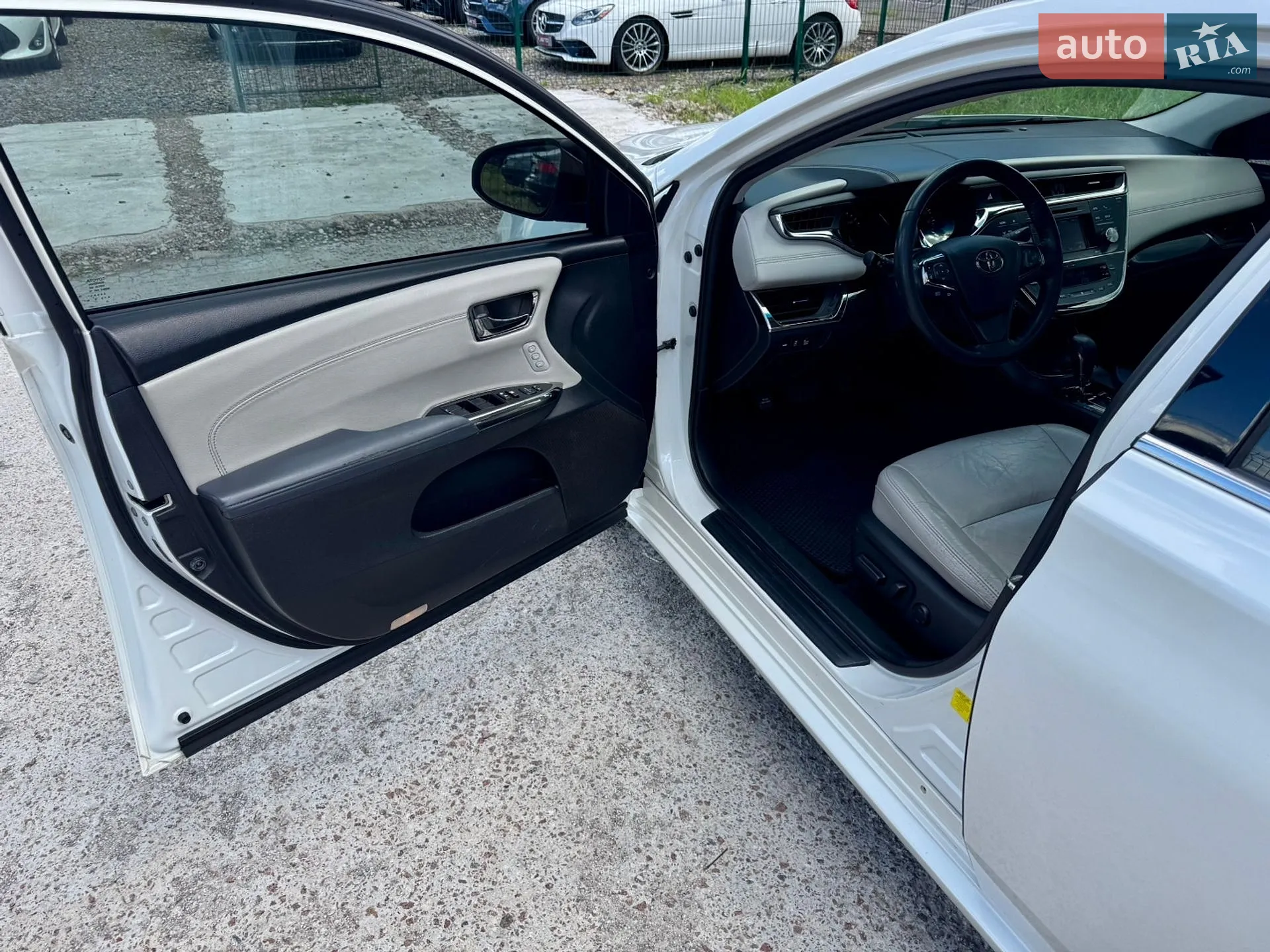 2013 Toyota Avalon - мініатюра 29