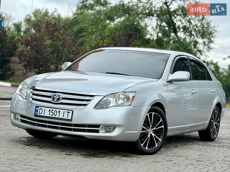 Toyota Avalon 2005