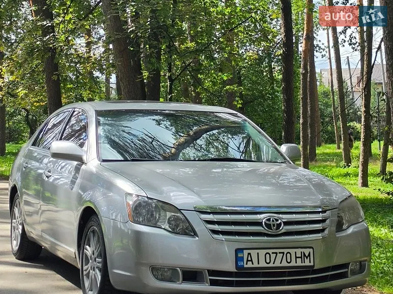 Toyota Avalon 2005